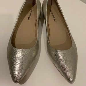 Via Spiga Gold Flats - Size 7